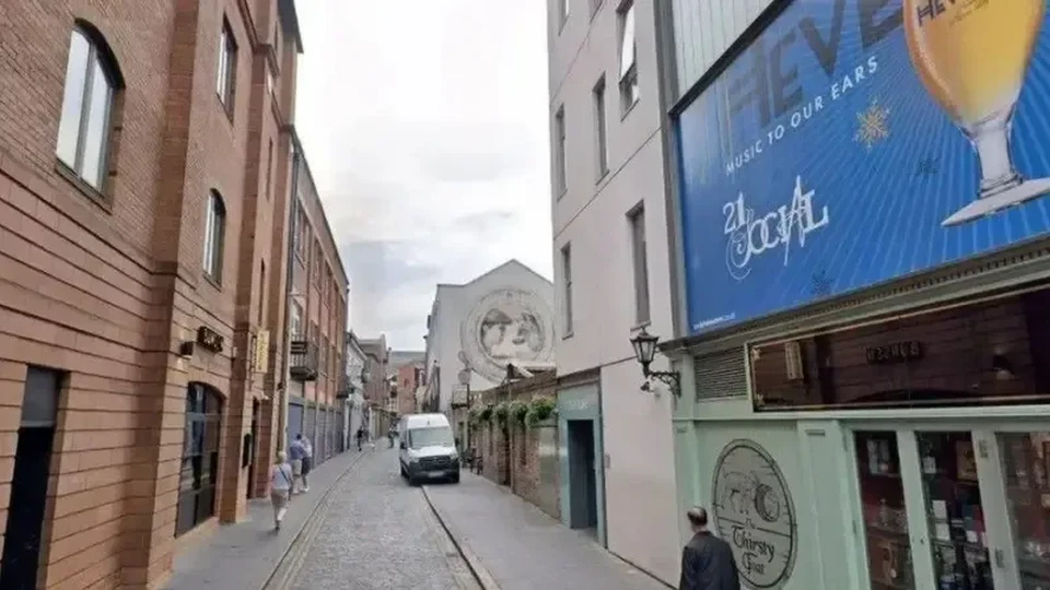 Hill Street in Belfast's popular Cathedral Quarter area contains a number of bars and restaurants